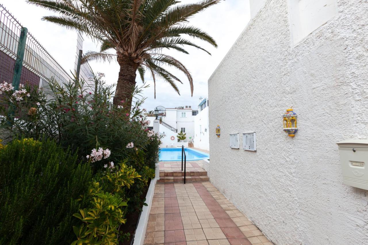 Apartamento en primera línea de playa, céntrico, tranquilo Playa de las Americas (Tenerife) Exterior foto